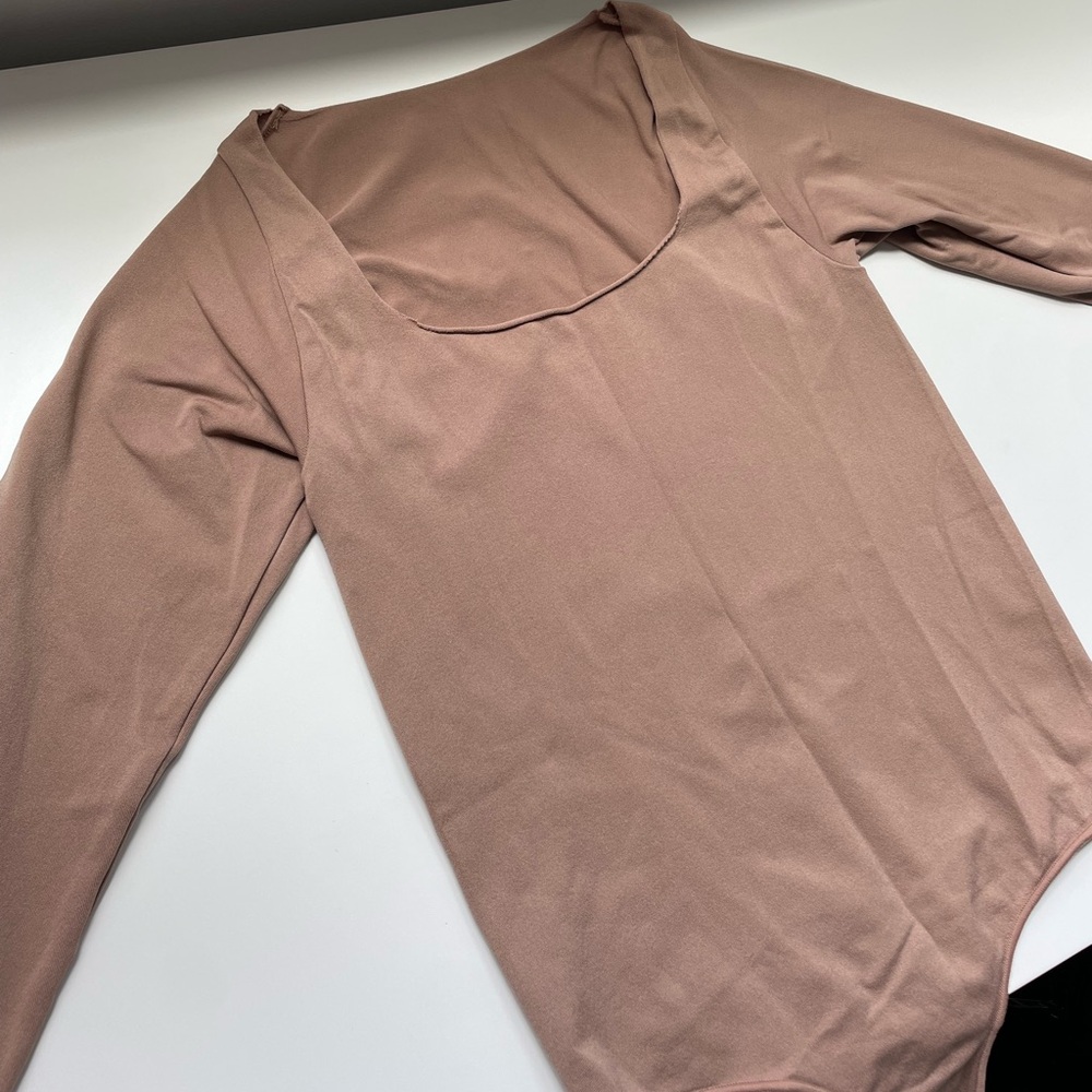 Brand New Skims Long Sleeve!